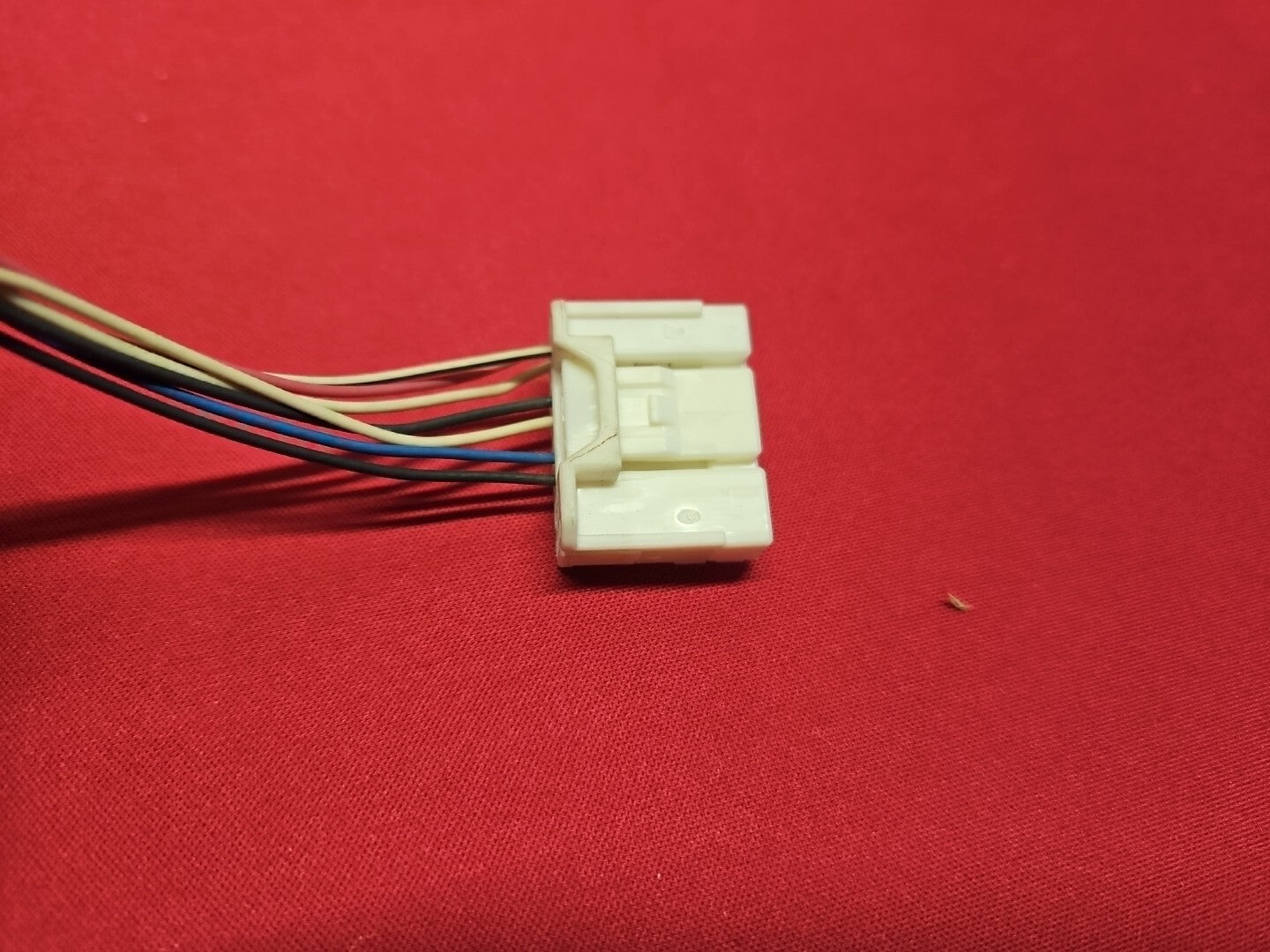 2009 Pontiac Vibe 2009 Toyota Matrix Computer Network Gateway Module   PIGTAIL
