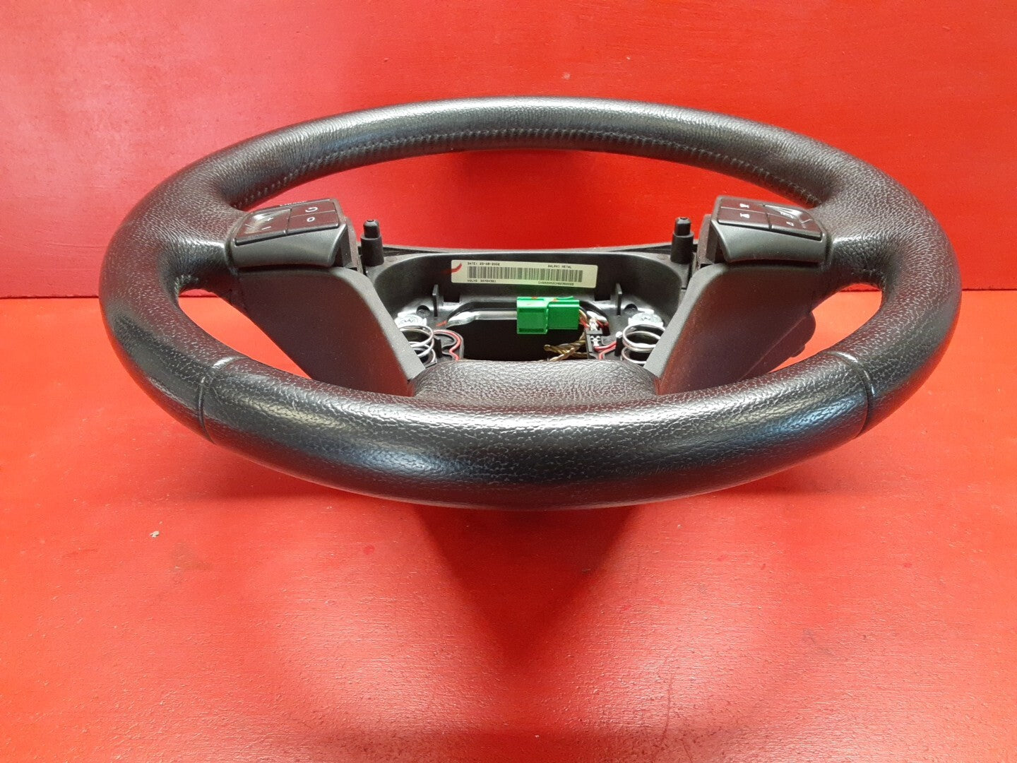 2007 Volvo V50 Steering Wheel w/ Navigation 30764361