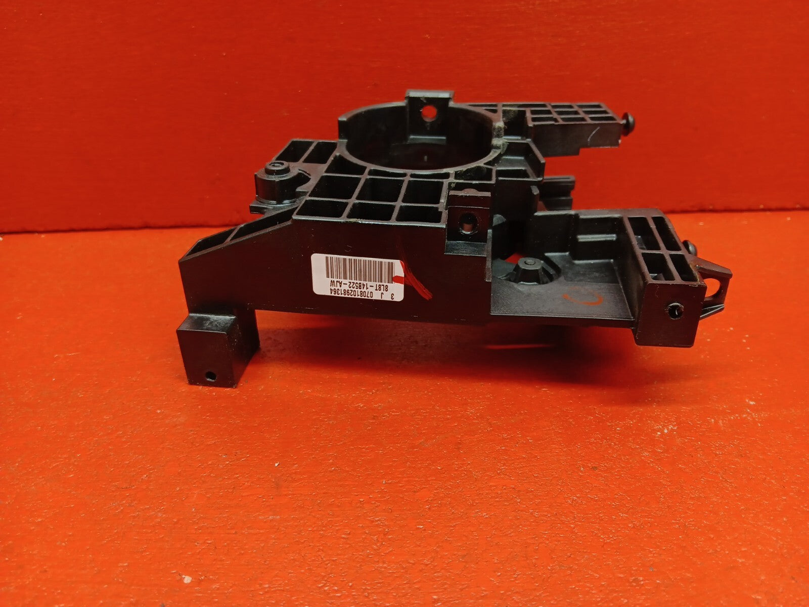 2008 - 2012 Ford Escape / 08 - 11 Mariner Hybrid Steering Column Switch Housing