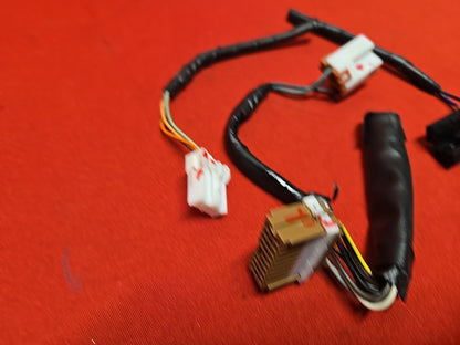 2011 Kia Sorento Center Dash Auxiliary USB Port Dual 12v Plug - PIGTAIL WIRES
