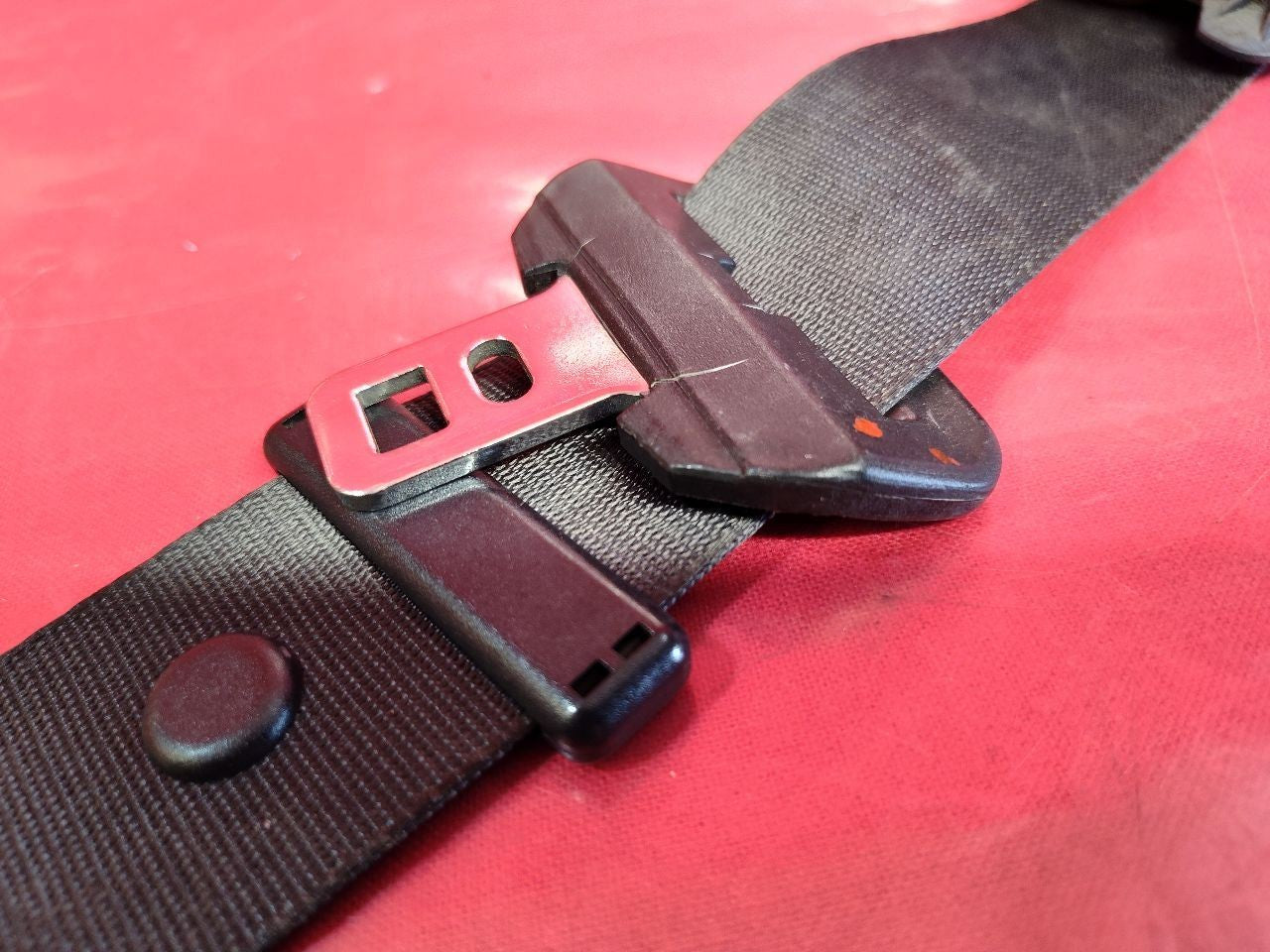 02-03 Mini Cooper Base / S Front Right Passenger Seat Belt Retractor Black