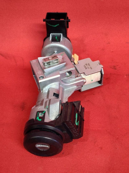 2007-2009 Mazda3 SEDAN Auto Trans Ignition Lock Cylinder Key Tumbler Key SET