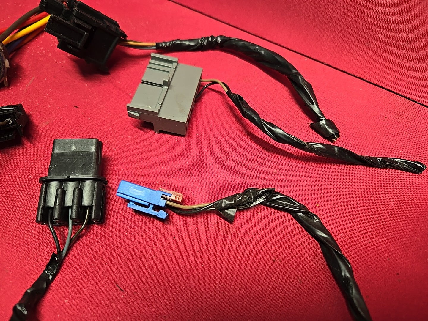 1999 - 2005 Chevrolet GMC Oldsmobile HVAC Climate Control Unit w/ A/C - PIGTAILS