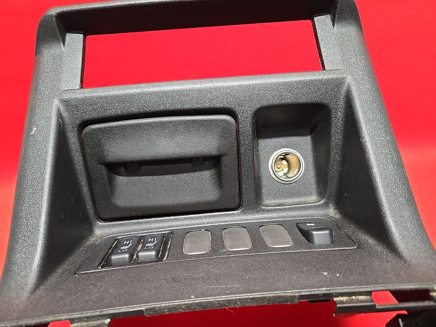 2001 - 2006 Mitsubishi Montero UPPER Center Console Ash Tray Heated Seat Bezel
