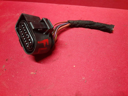 1998 - 2005 Audi FRONT LEFT DRIVER Window Motor 4B0-959-801-E  PIGTAIL