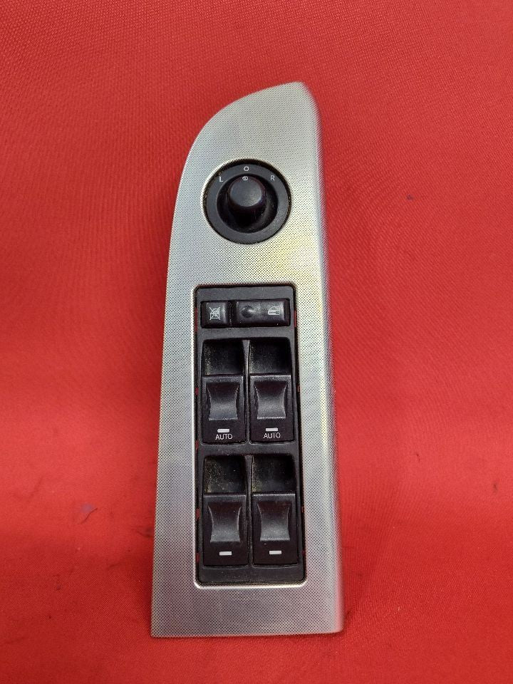 2005-2007 Jeep Grand Cherokee FRONT LEFT Driver Master Window Switch w/ Bezel