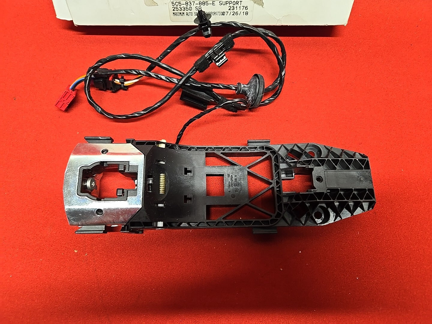 2012 - 2019 VW Volkswagen Beetle LEFT Door Exterior Handle BASE w/ Wiring OEM