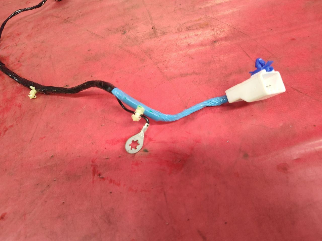 2001-2005 Mazda Tribute Ford Escape Liftgate Hatch Wiring Harness