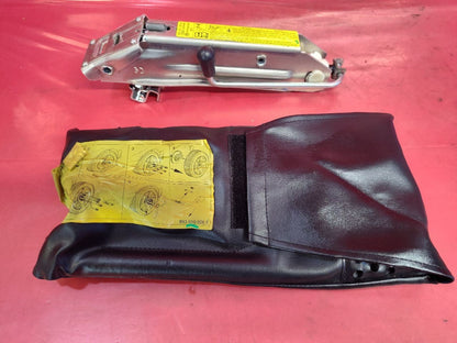 1999-2005 VW Passat Jetta Emergency Spare Tire Pinch Weld Jack Tool Set Kit