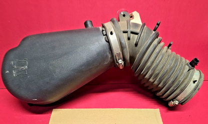 1996 - 2005 Chevrolet GMC Oldsmobile Throttle Air Intake Resonator w/ Duct Tube