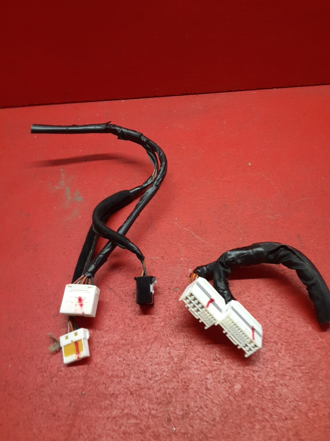 2013 Kia Soul Radio Assembly Display AM/FM/CD/SAT Hazard ECO Pigtail Set