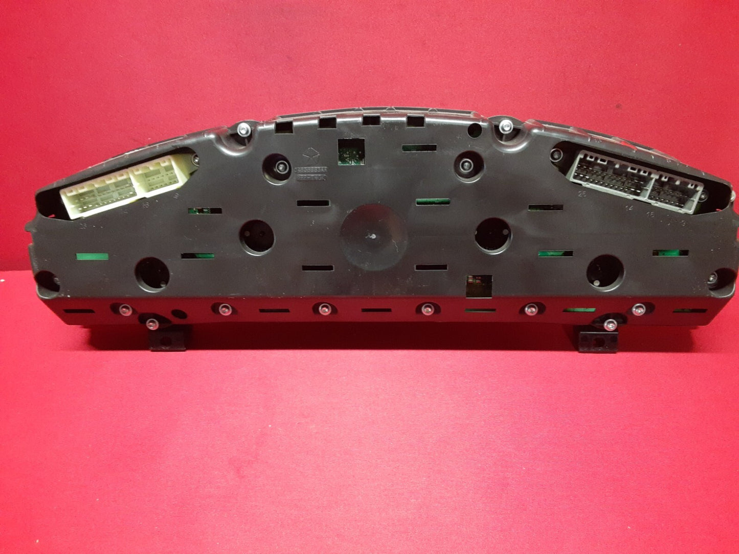 2006 Chrysler 300 Base & Touring Instrument Cluster Speedometer 56044936AG