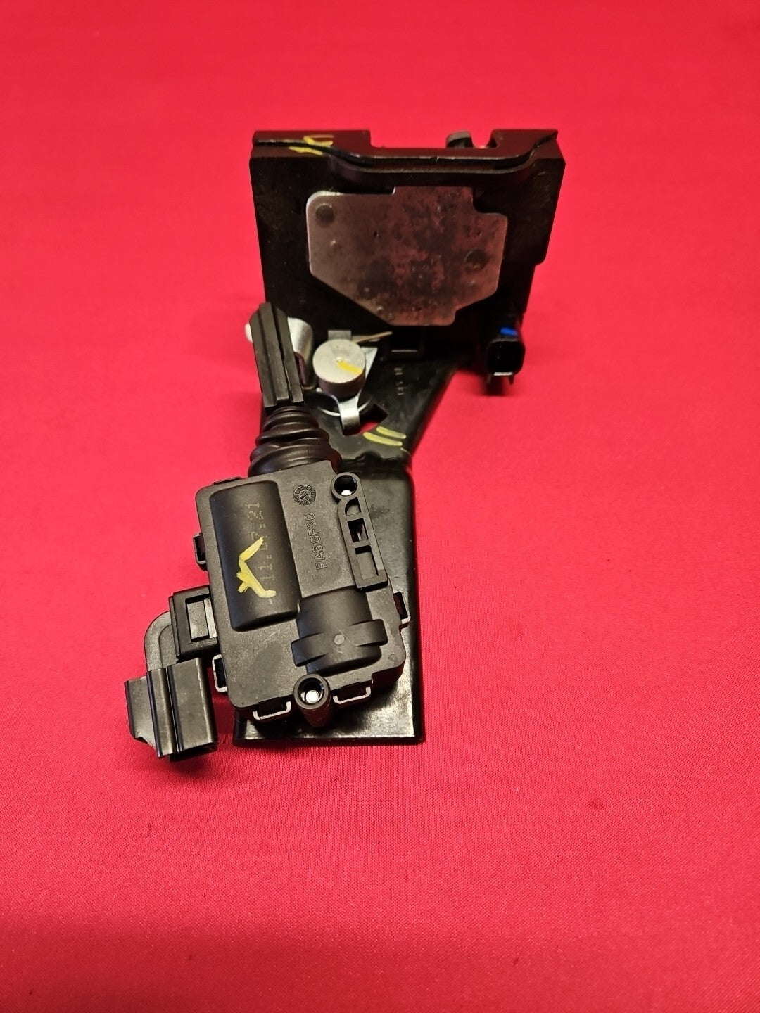 2008- 2012 Ford Escape Mariner Tailgate Liftgate Latch Lock 9L8Z-7843150-B