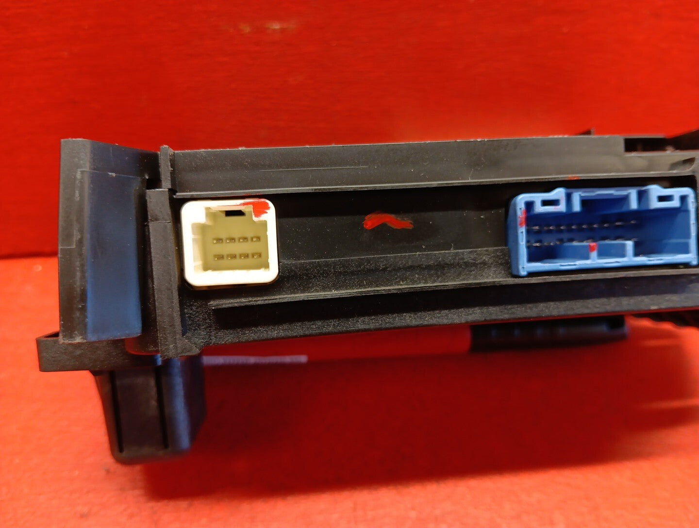 2014 - 2016 Mazda 3 Rear Body BCM Relay Controller Module KD45-67-5Y0G