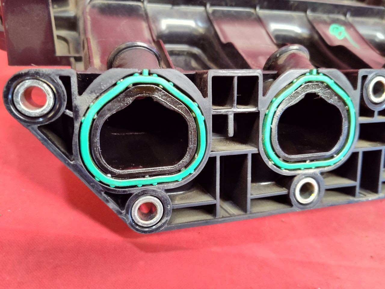 2018 2019 Fiat 500 Upper Intake Manifold Plenum 04861775AE - Only 67k Miles