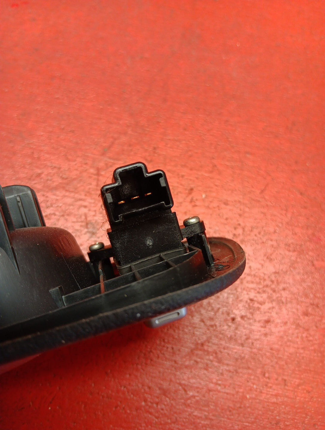 2006 Acura MDX Front Right Pass Door Interior Handle W/ Power lock
