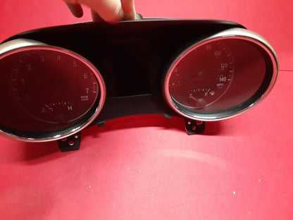 2011 Jeep Grand Cherokee 5.7L V8 Speedometer Instrument Cluster 5172605AH