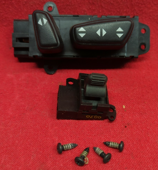 1999 - 2004 Jeep Grand Cherokee FRONT RIGHT PASSENGER Seat Adjustment Switch Set