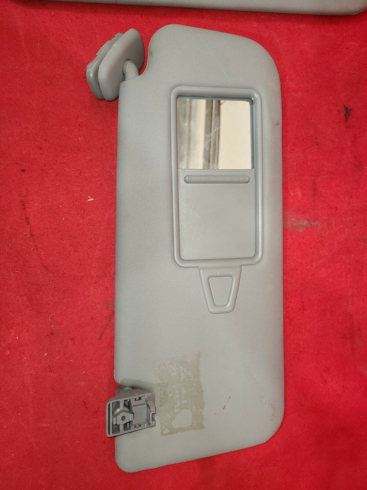 2011 - 2015 Kia Sorento Sun Visor Set - Driver / Passenger - Grey - 