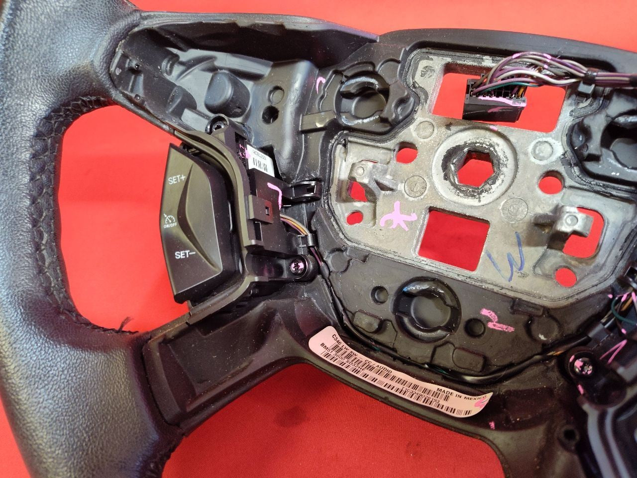 2012-2014 Ford Focus ELECTRIC EV Steering Wheel w/ Nav, Sync, Cruise to 07/08/13