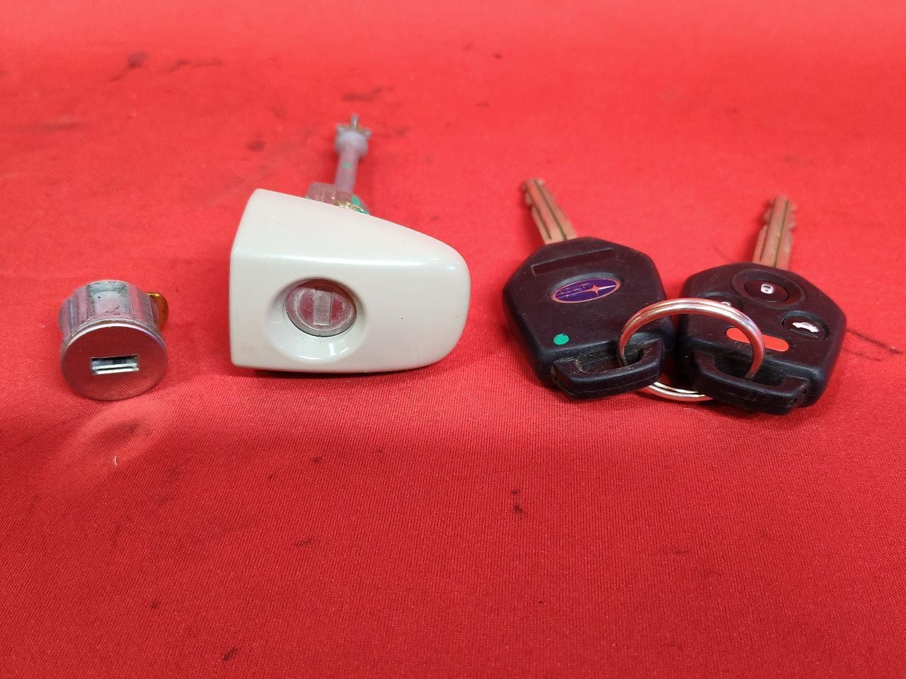 2015-2019 Subaru H4 Auto Trans Ignition Lock Cylinder Door Tumbler Key Set