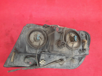 2001 - 2004 Jeep Grand Cherokee Limited Overland RIGHT PASSENGER Headlight Lamp