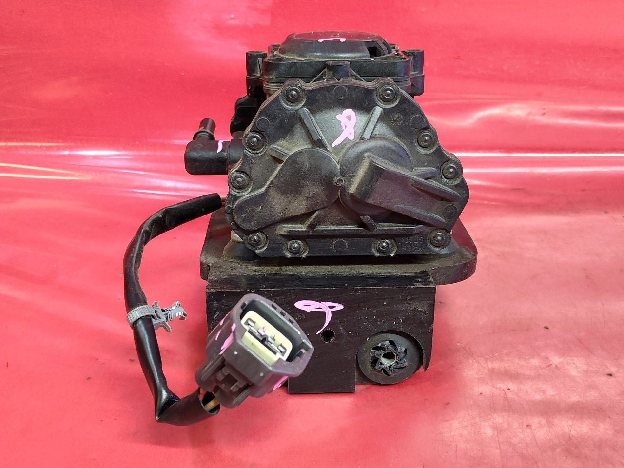 2012-2018 Ford Focus ELECTRIC EV Vacuum Pump VIN 4 8th Digit - 51k Miles