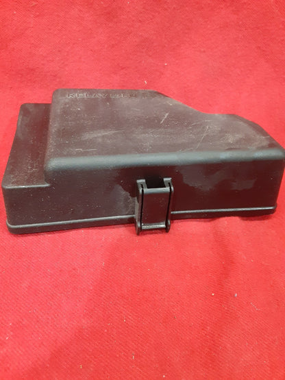 2001 2002 2003 - Toyota Prius - Fuse Box Cover / Lid - Under Hood