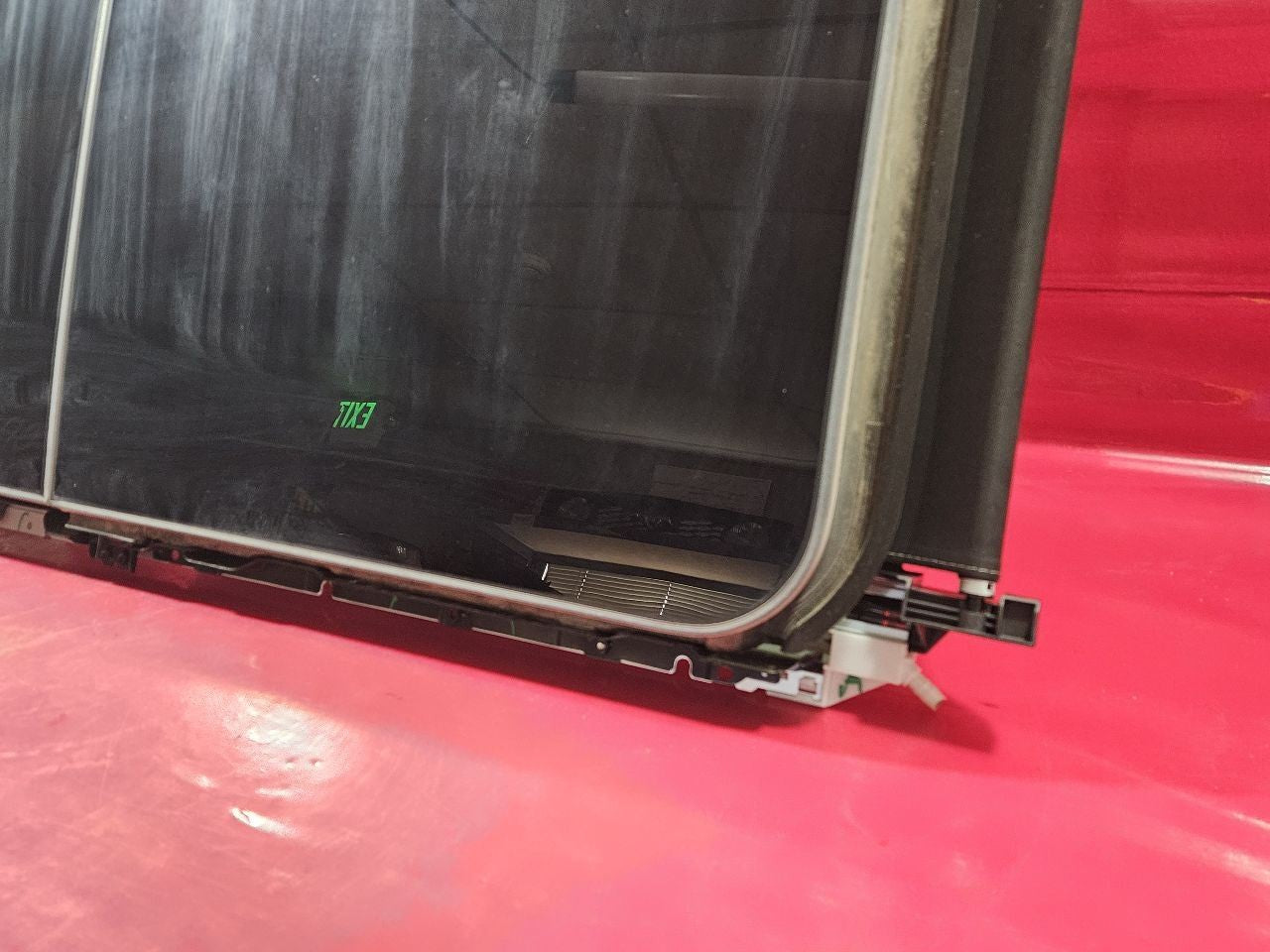 2022-2024 Mitsubishi Outlander PANORAMIC Sunroof Glass w/ Track Assembly