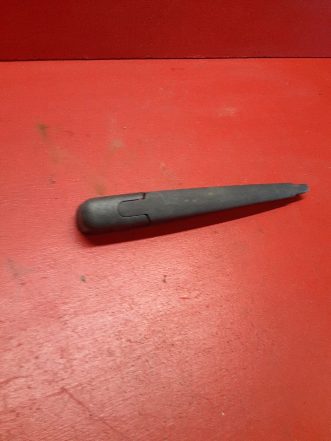 2011-2014 Kia Sportage Rear Back Glass Wiper Arm 98811-1H000