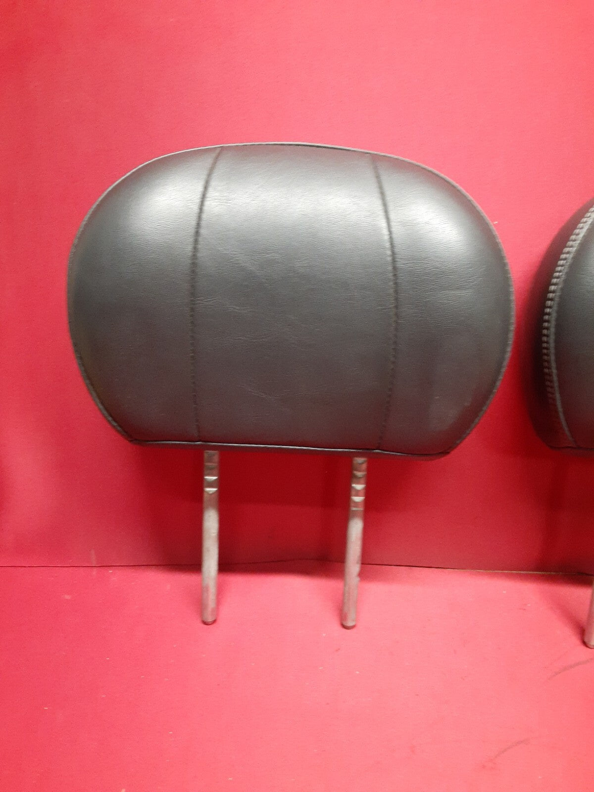 2004 Jeep Grand Cherokee Rear Row Head Rest Set of 2 Gray XU081DVAA