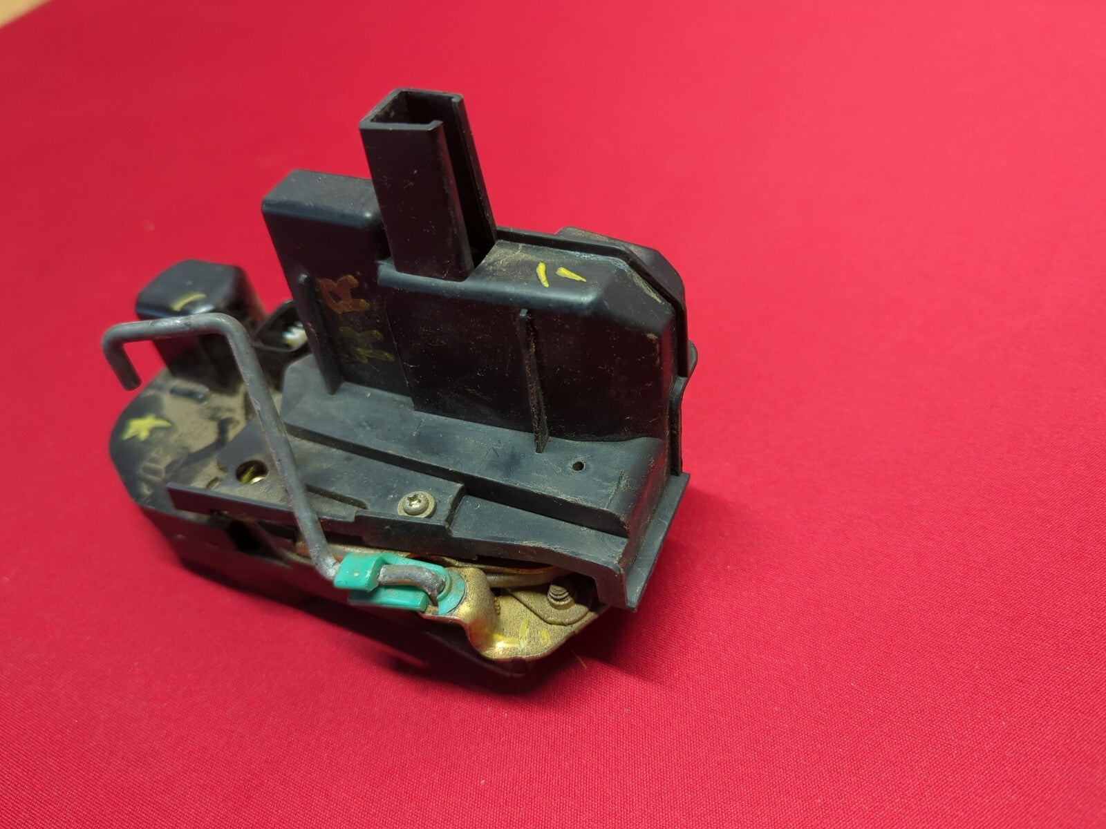 2001 Jeep Grand Cherokee RIGHT REAR Door Latch Actuator  68268218AA