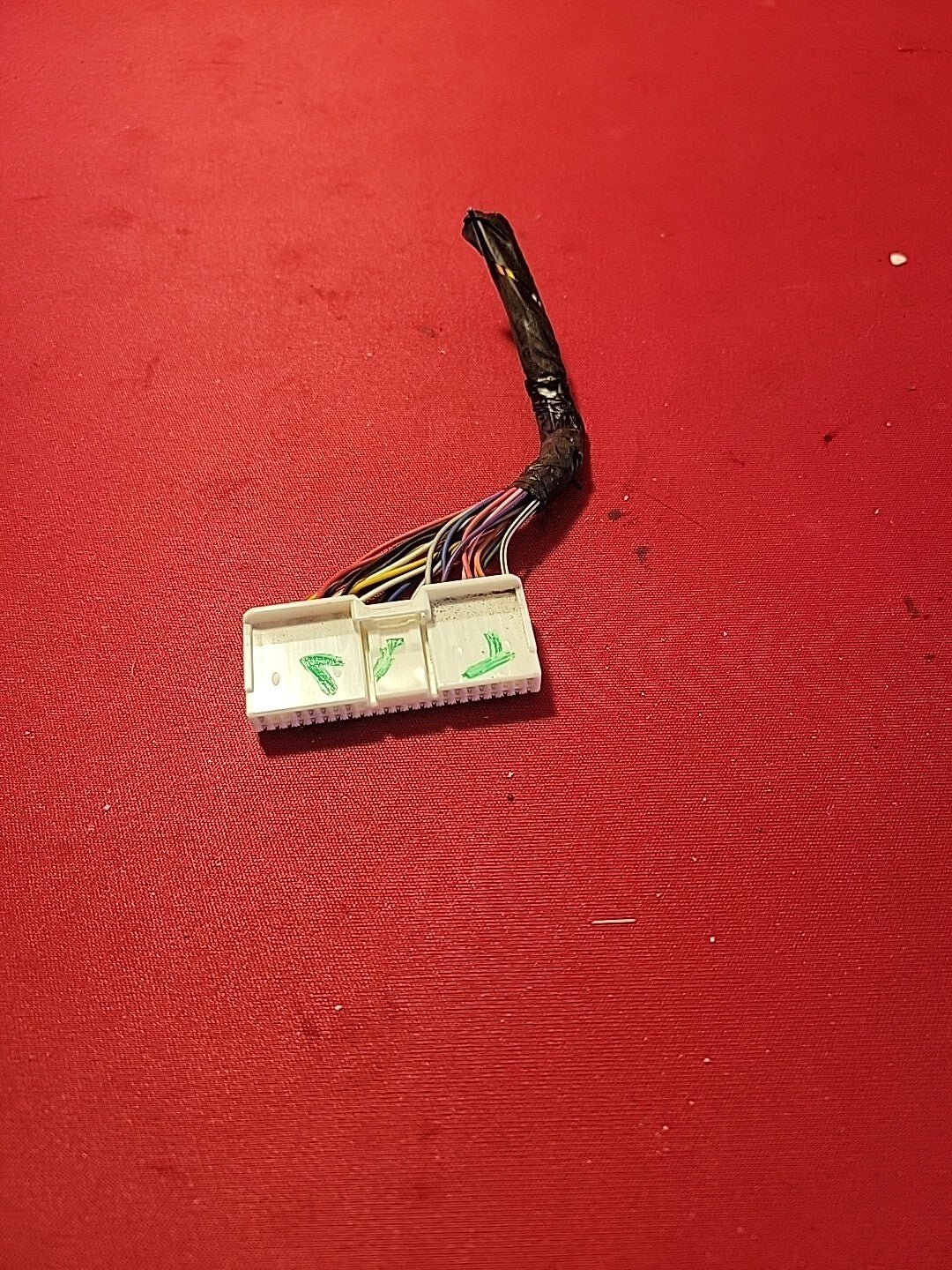 2004 2005 Toyota Prius Anti-Theft Alarm unit Module Pigtail 8999047020
