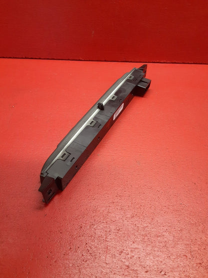 2005 2006 2007 Land Rover LR3 Hazard Switch Lock Switch Assembly YUL500450WUX
