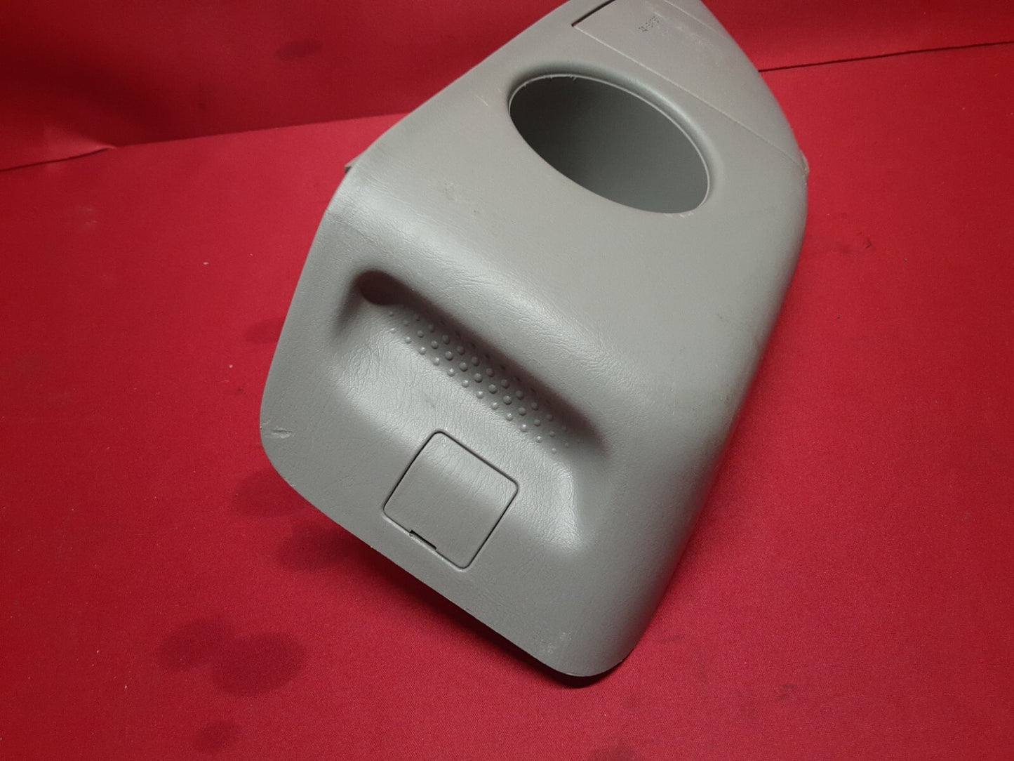 2004 - 2007 Toyota Highlander RIGHT REAR Cup Holder Trim Bezel 64714-48060