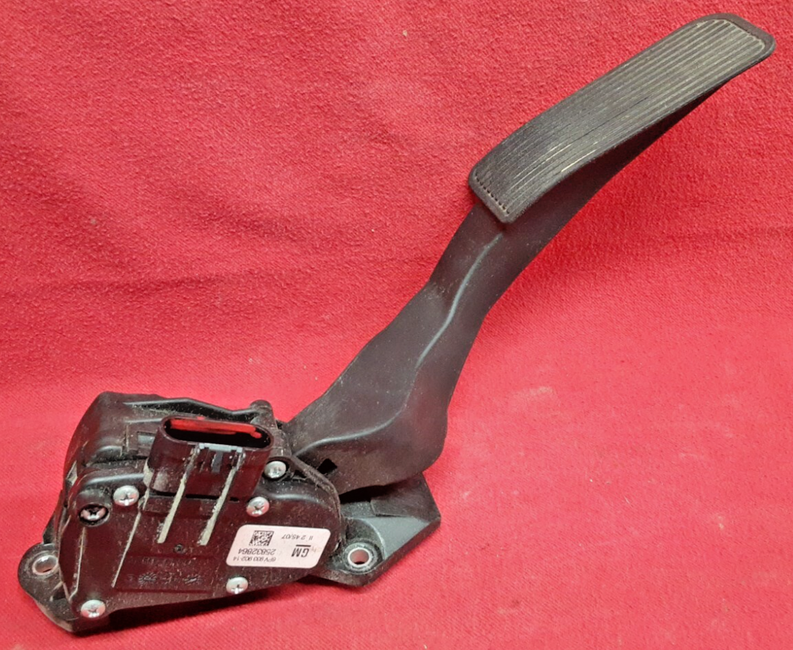 2007 - 2011 Chevrolet Chevy GMC Cadillac Hummer Accelerator Pedal Travel Sensor