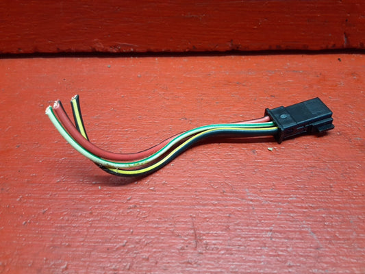 2007 Volvo V50 Ignition Switch PIGTAIL ONLY