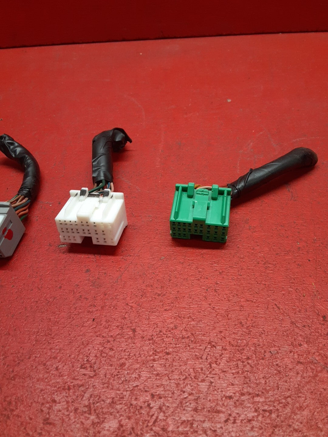 2012 2013 Kia Soul Body Control Module BCM Unit Pigtails 95400-2K160
