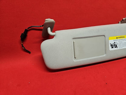 2007 - 2015 Audi Q7 Right & Left Sun Visor Gray Cloth Illuminated PAIR / SET