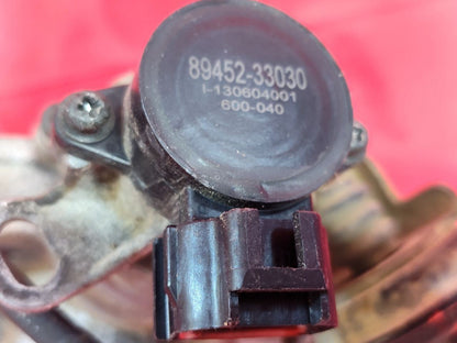1997 1998 Lexus ES300 97-03 Toyota 3.0L V6 Fuel Injection Throttle Body