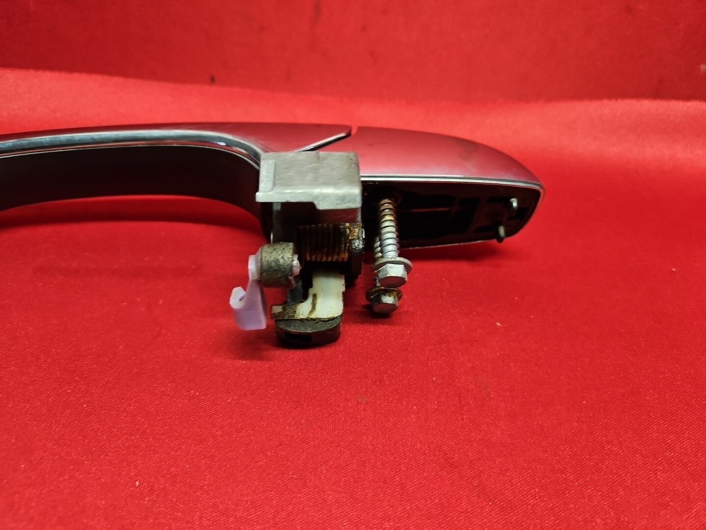 2011 - 2022 Jeep Grand Cherokee / Durango RIGHT REAR Exterior Door Handle