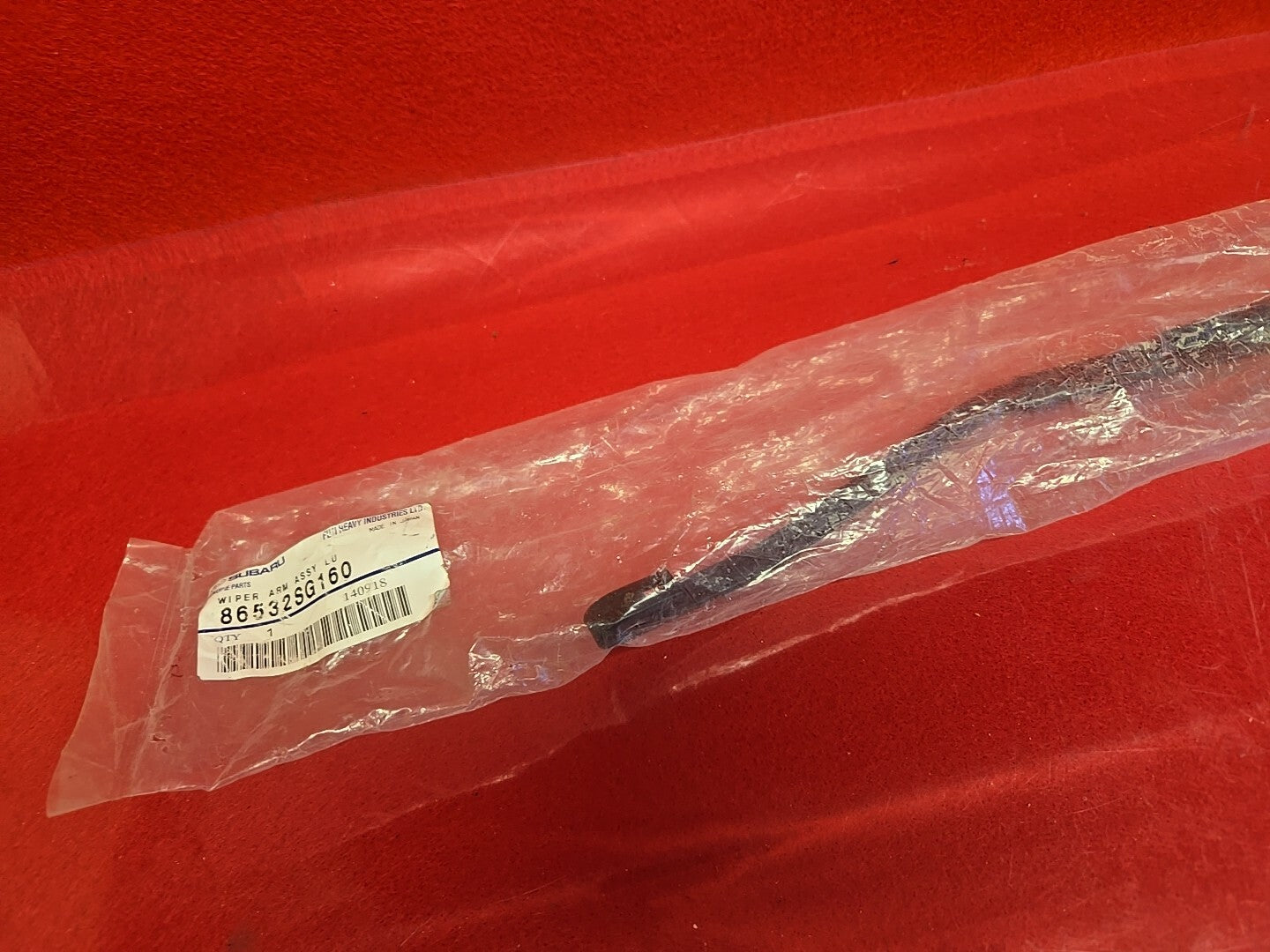 NEW OEM 14-18 Subaru Forester Premium Limited Touring RIGHT Windshield Wiper Arm