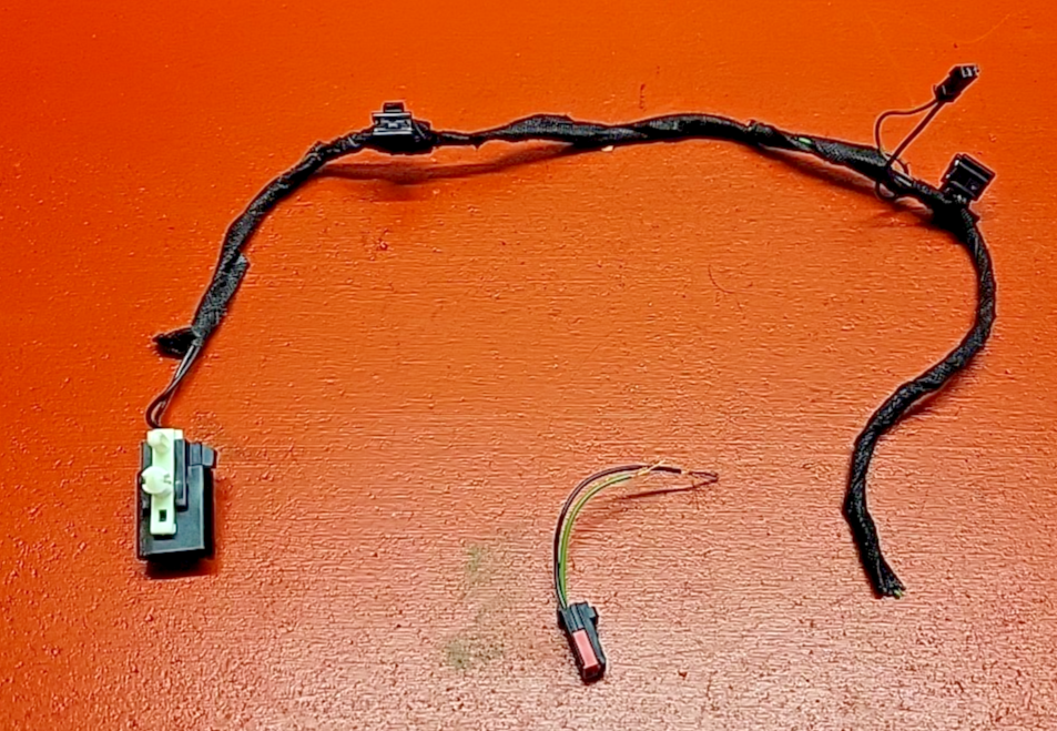 2013 2014 Land Rover Range Rover Glove Box Assembly Pigtails LR057923