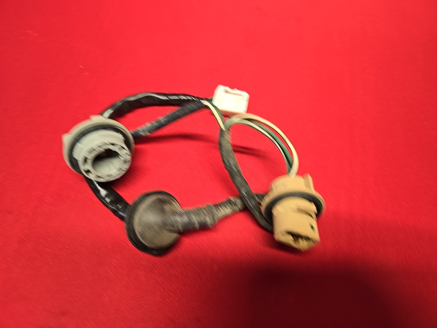 2000-2003 Lexus RX300 Left / Right OUTER Tail Light Lamp - SOCKET WIRING HARNESS