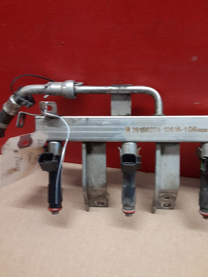 2013 2014 2015 Chevrolet Spark 1.2L Fuel Rail W/ Injectors assembly 25190789