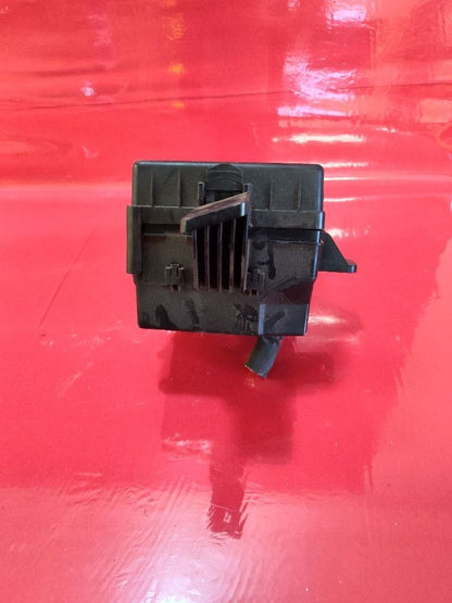 13-16 Hyundai Genesis Coupe 3.8L V6 Engine Compartment Fuse Box Junction Block