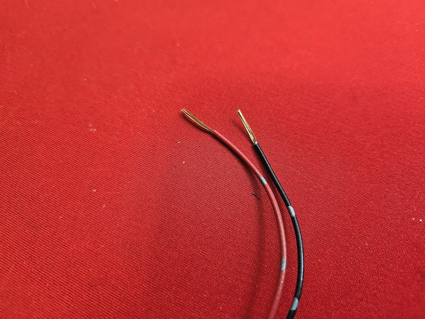 2008-2015 Nissan Xterra High Mount 3rd Third Brake Light Lamp PIGTAIL WIRE ONLY