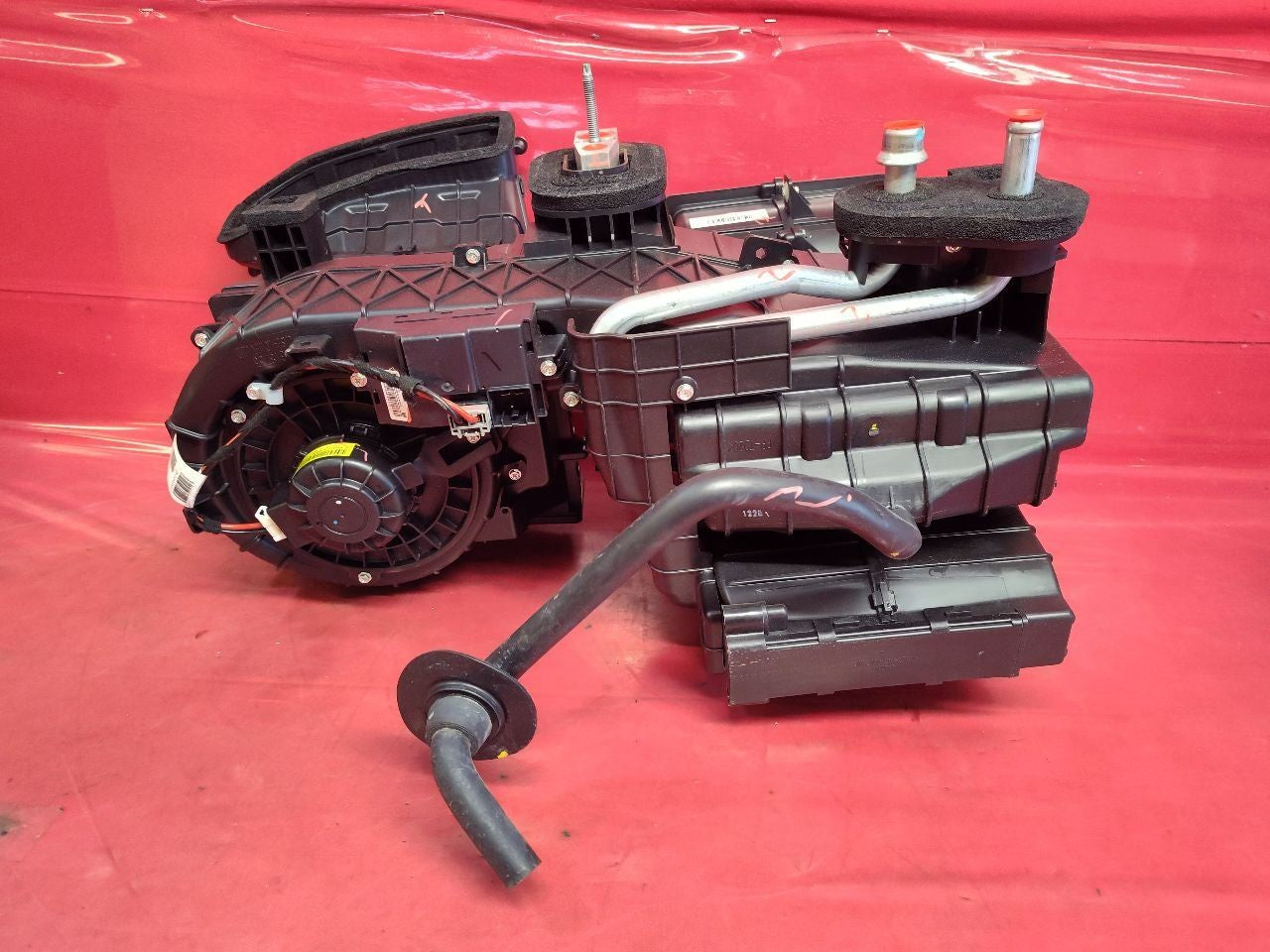 2015 Chevy Spark Electric EV HVAC Heater Box Blower Housing Unit 94524457 - 69k