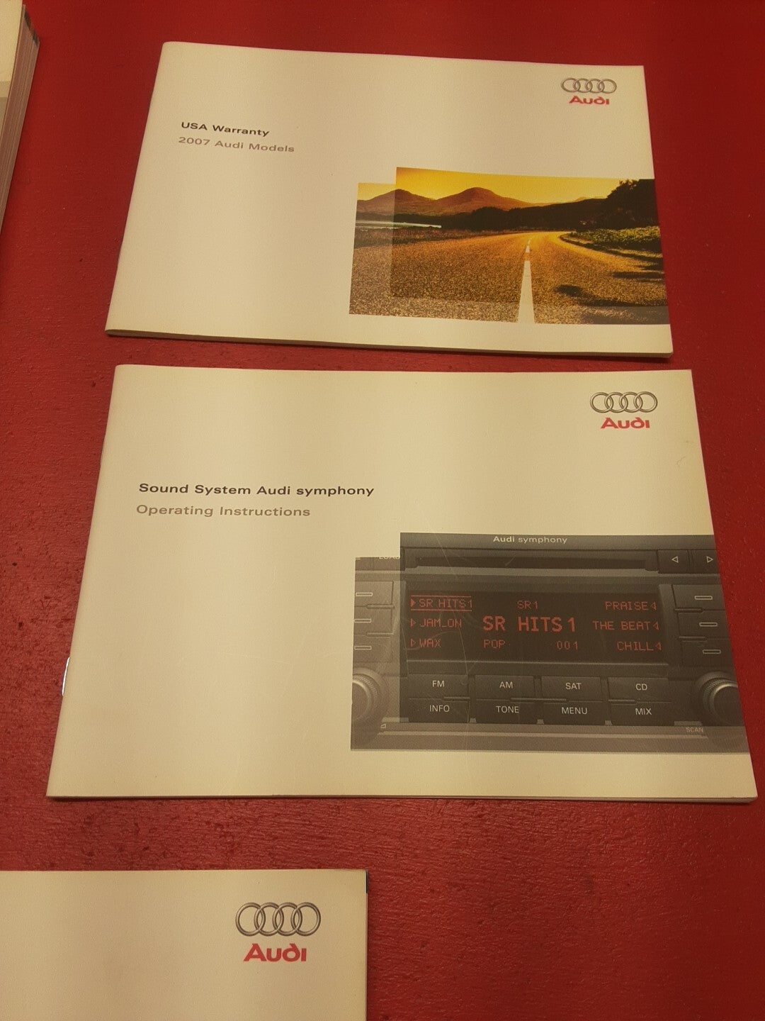 2007 Audi A4 Quattro 2.0L 5PC. Owner's Manual Users Guide W/ Case OEM