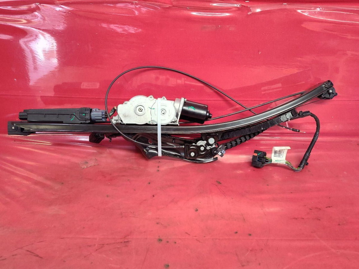 2010-2020 Chrysler Dodge Van LEFT DRIVER Power Sliding Door Track Motor 108k